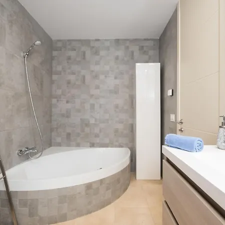 Cortesin Retreat By Interhome Apartment